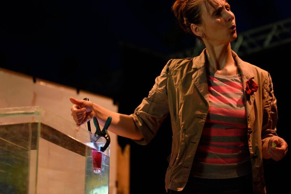 Myriam de MaaMotion en atelier sur l'eau