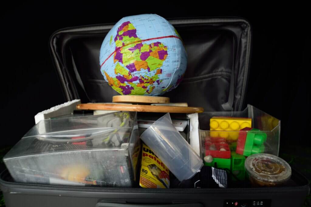 Valise avec les accessoires de l'atelier sur demande